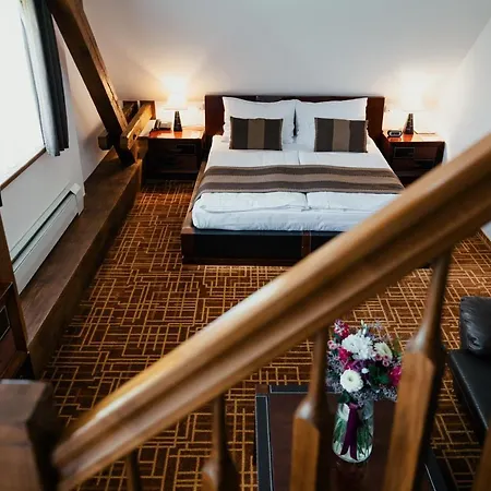 Hotel Troyer